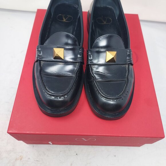 VALENTINO GARAVANI ROMAN STUD BLACK LEATHER LOAFER - Picture 8 of 13